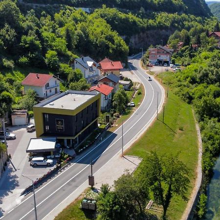 Hotel Premium Яйце Экстерьер фото