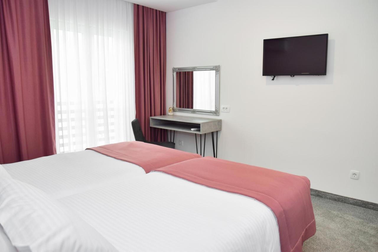 Hotel Premium Яйце Экстерьер фото