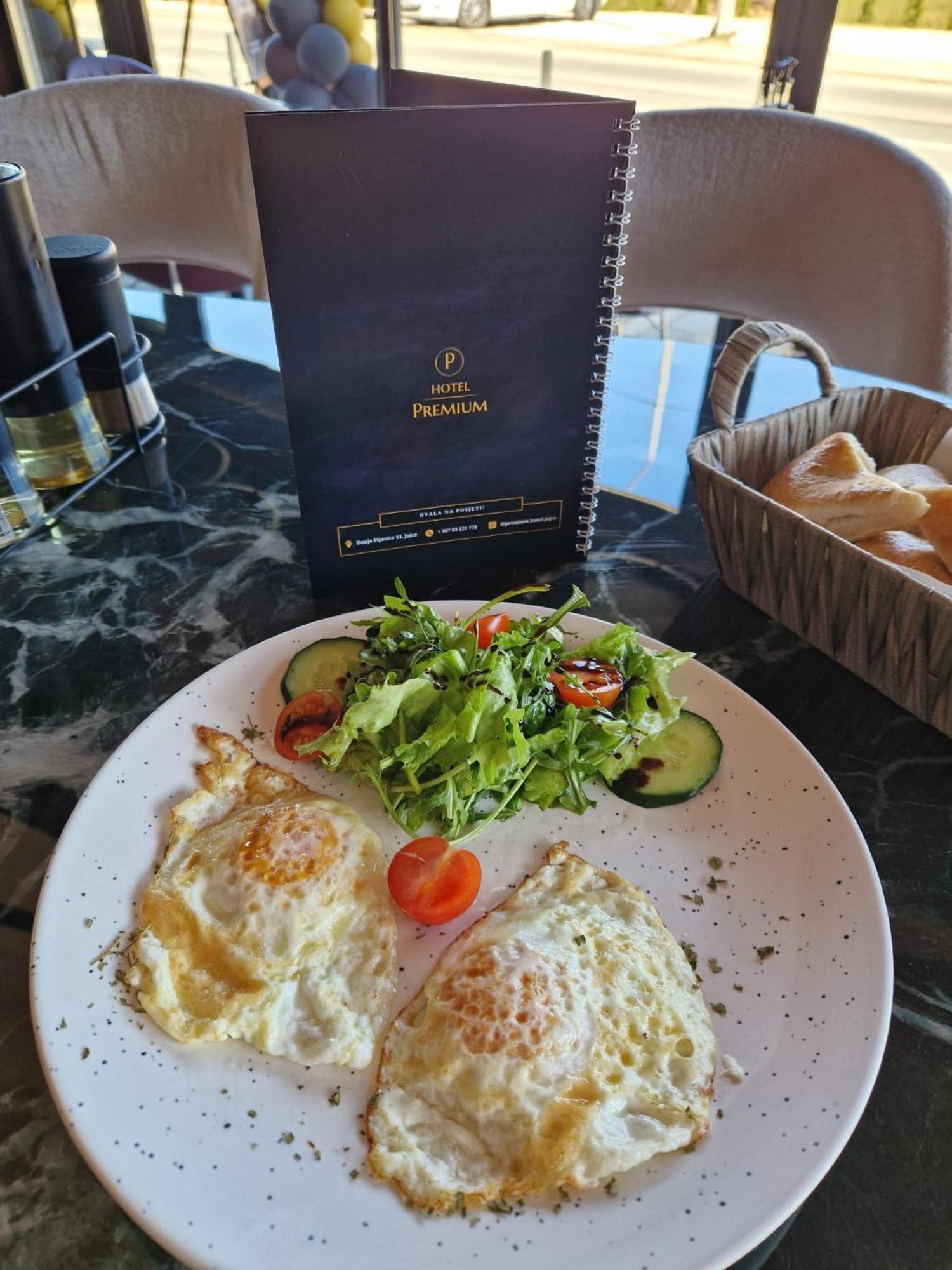 Hotel Premium Яйце Экстерьер фото